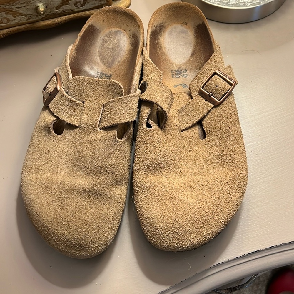 Brown suede Birkenstock clogs size 39